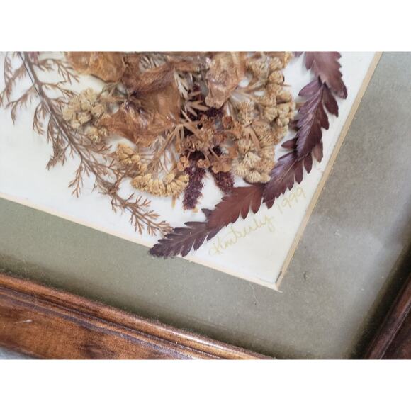 Vtg boho ROCCOCO FRAMED DRIED REAL FLOWER pressed butterfly wall art oddity - Picture 6 of 9